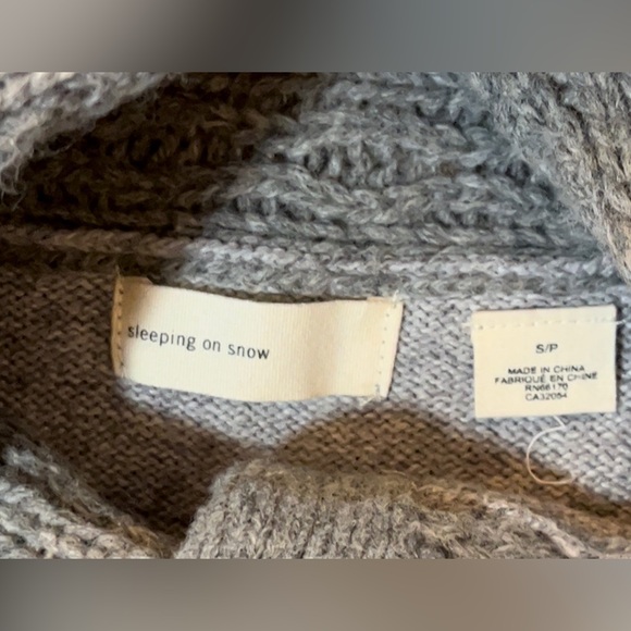 Anthropologie Sleeping On Snow Wool/Camel CablePom Cardigan Sweater Size Small - Picture 5 of 8